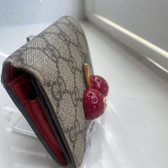 GUCCI GG Supreme Monogram Cherry Embellished Card Case Wallet Hibiscus Red - Picture 7 of 13